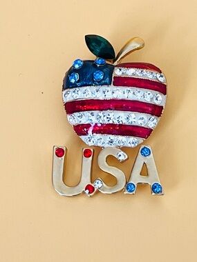 Patriotic Apple Brooch with Crystals
